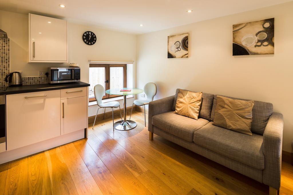 Ashbrook Lets Apartments Blewbury ภายนอก รูปภาพ