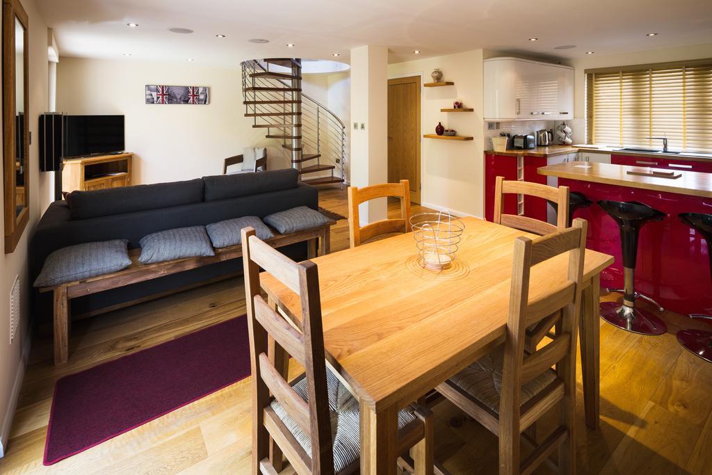 Ashbrook Lets Apartments Blewbury ภายนอก รูปภาพ